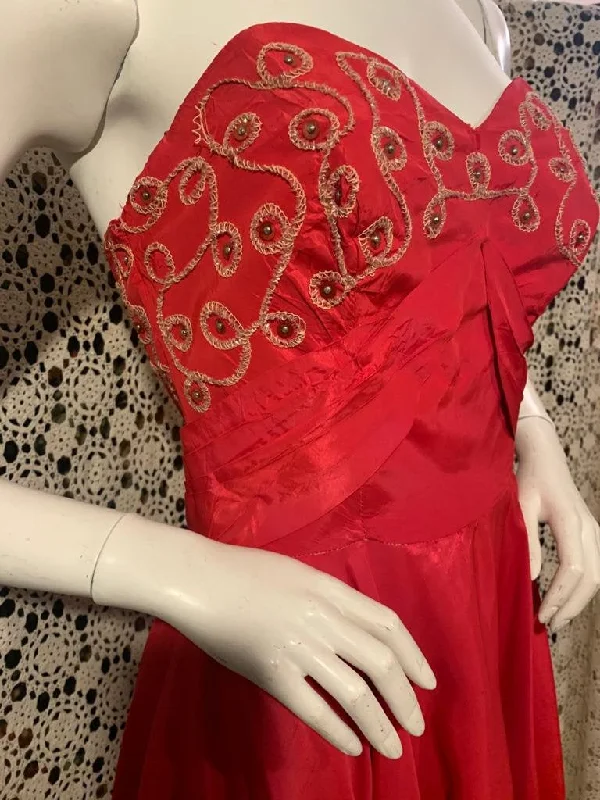 1950s Red Strapless Dress