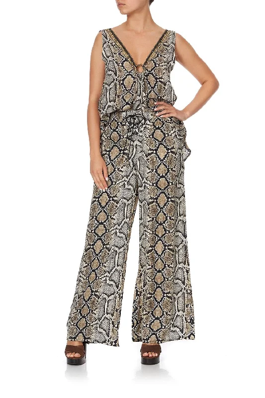 LACE UP FRONT FLARED PANT KAKADU BOO